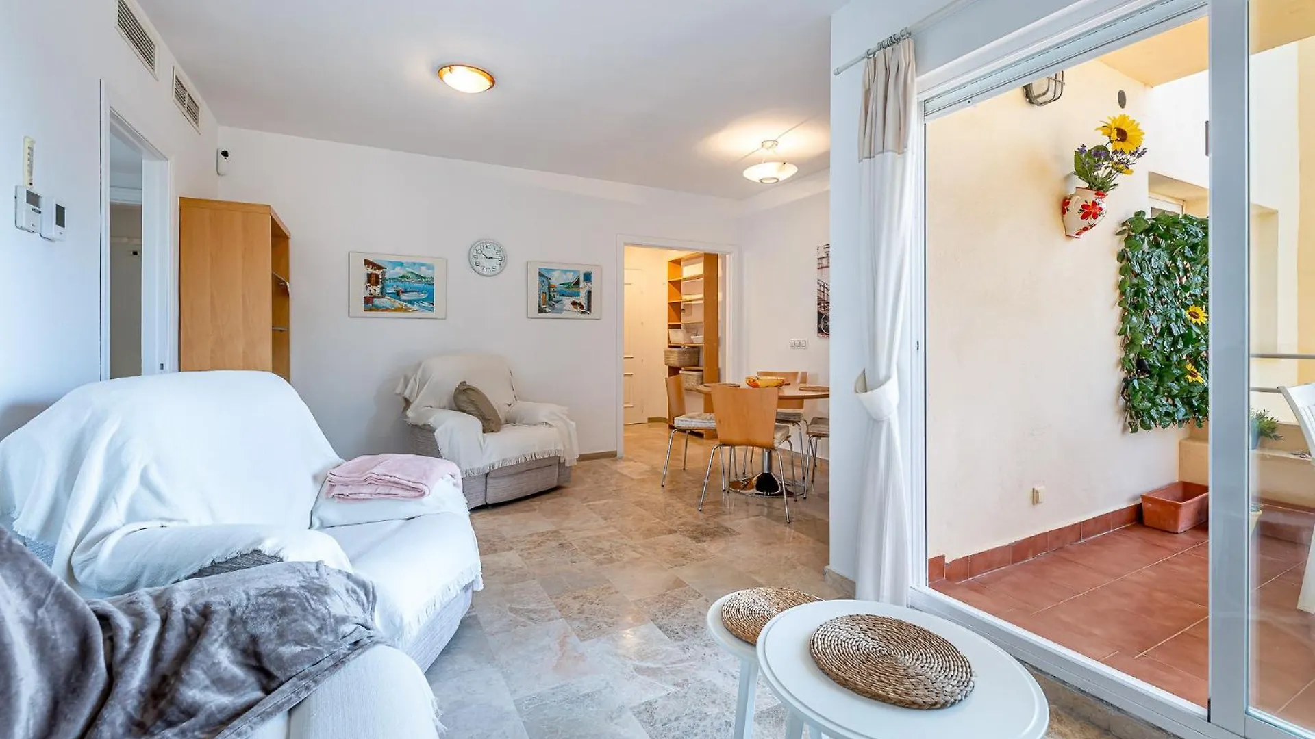 Refugio De Riviera 2 Bed Apt Sitio de Calahonda